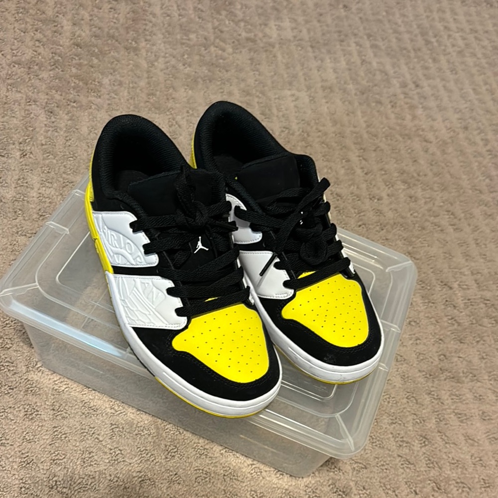 Jordan Black and Yellow Sneakers Classic Skate Style